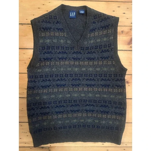 cozy grandpa 90s Vintage Gap 100% wool sweater vest - Picture 2 of 7